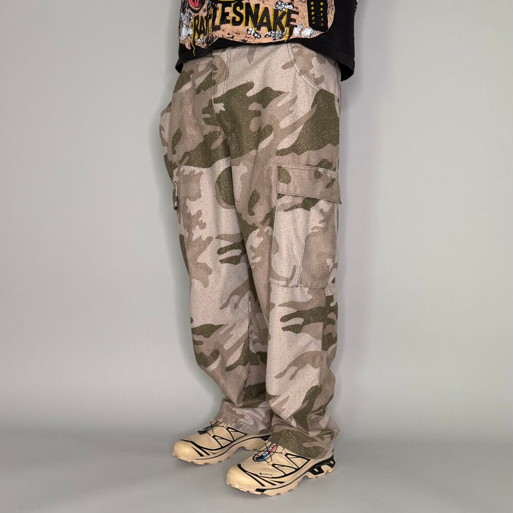 Vintage Y2K Cabelas Camo Pants 46x32 Baggy Wide Leg Fit Woodland